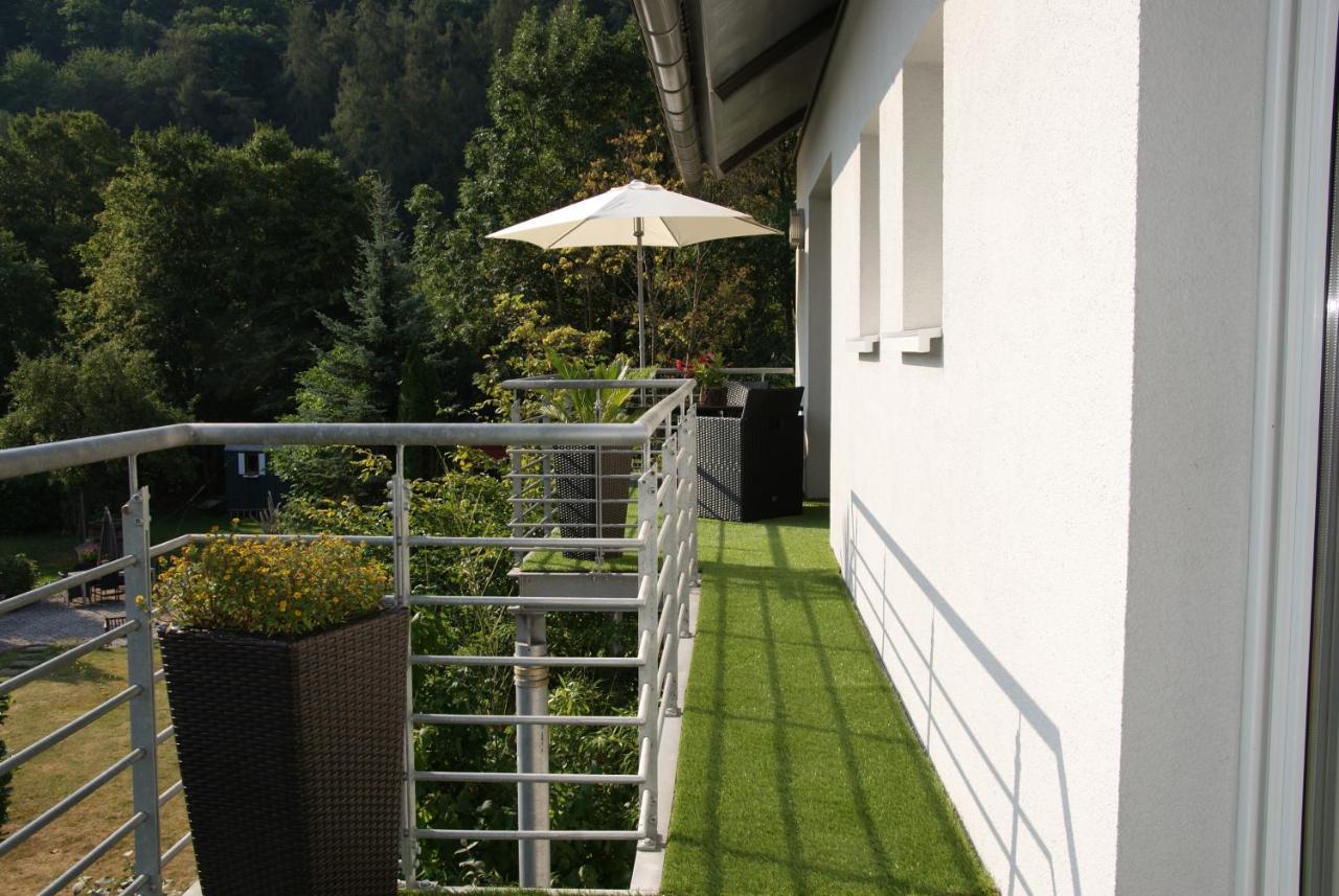 Ferienwohnung Sternenwald Alf Esterno foto