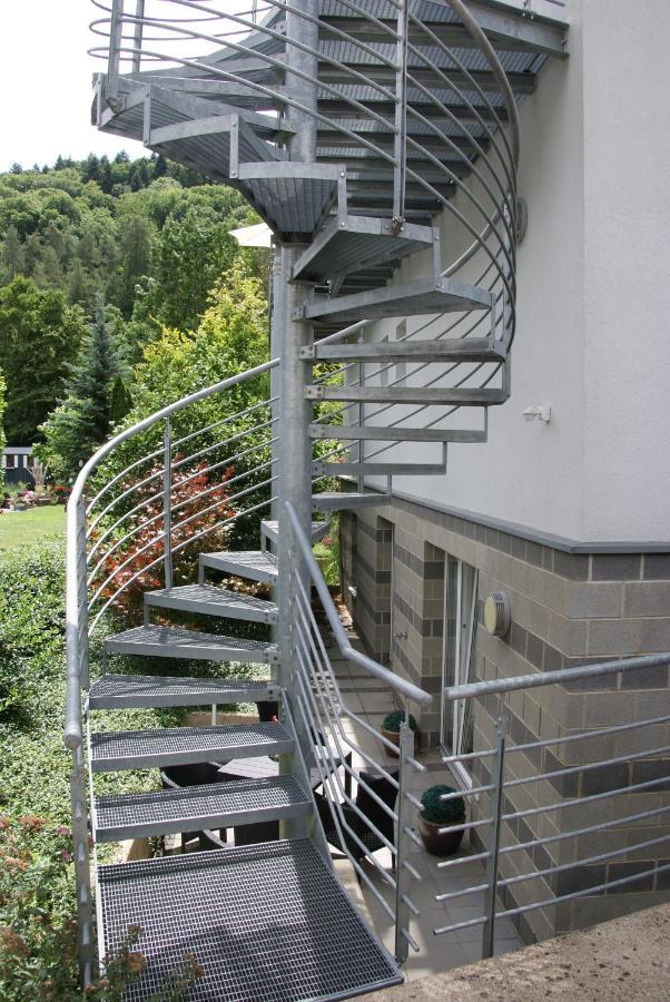 Ferienwohnung Sternenwald Alf Esterno foto